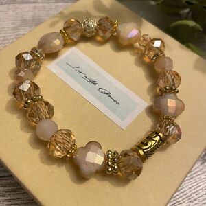 Sparkling Cream Quartz and Crystal Clover Accents, gold details, 8/10mm stretch